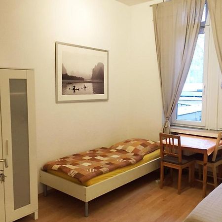 Hannover Sudstadt - Zimmer Und Apartment Екстер'єр фото