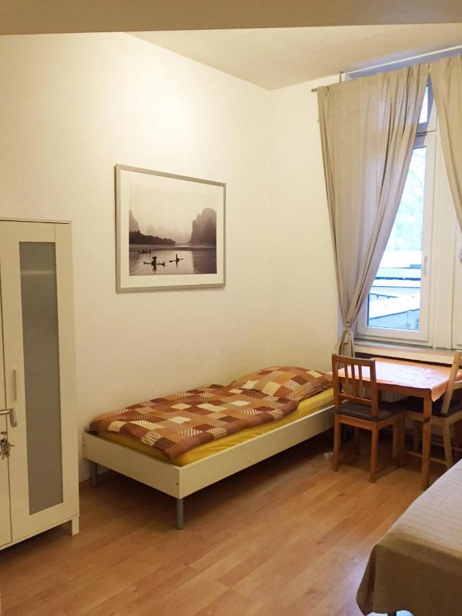 Hannover Sudstadt - Zimmer Und Apartment Екстер'єр фото